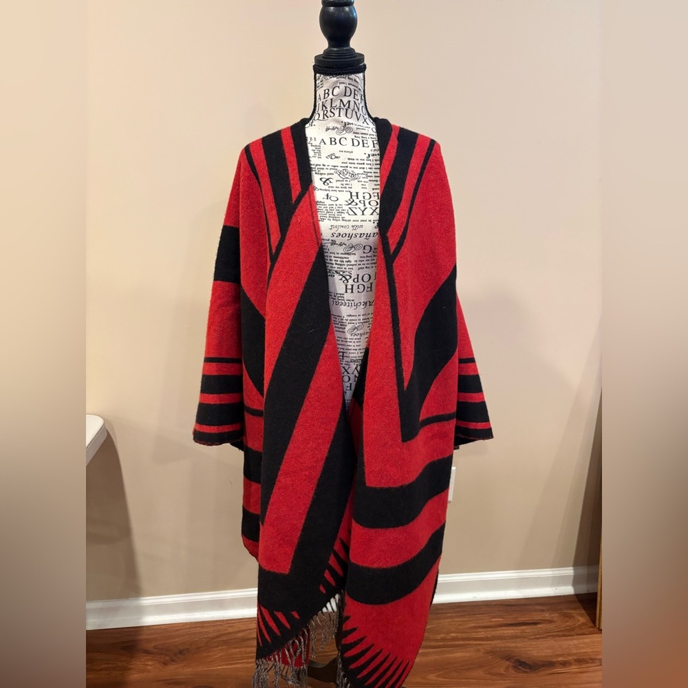 Moncler Red / Black Sciarpa Fringed Hem Wool Cape